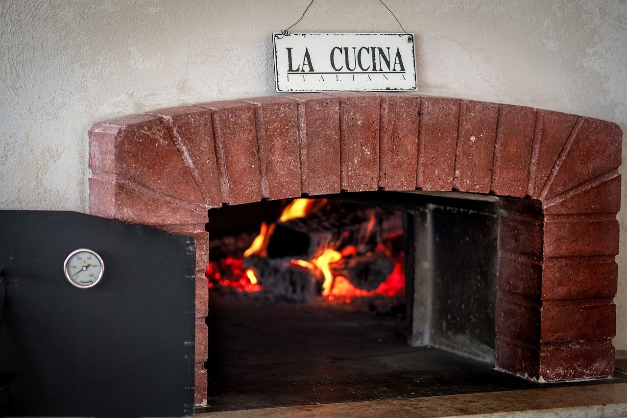 High-Quality Pizza Ovens and Grills Available in Clawson, MI Premium Pizza Ovens and Grills in Clawson, Michigan